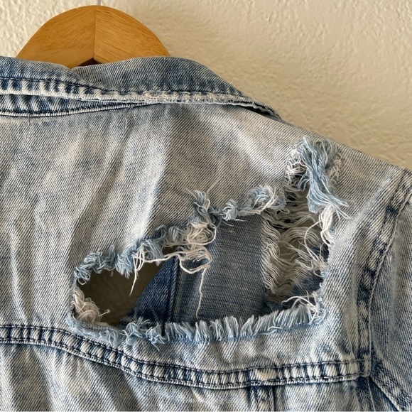 Refuge Light Wash Distressed Denim Jacket with Holes - Picture 4 of 4